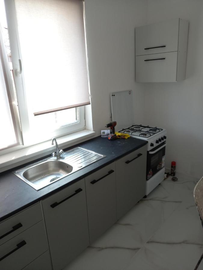 Twins Residence 2 Apart Hotel Ap 3 2 Rooms Chiajna Exterior photo
